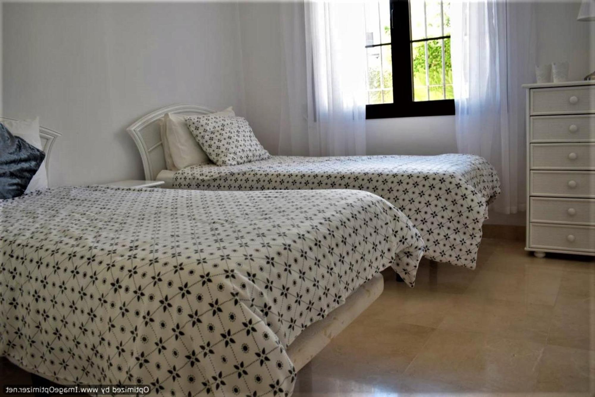 Superior 3Br Golfla Apartment Minutes From Puerto Banus & Marbella Malaga Exterior photo