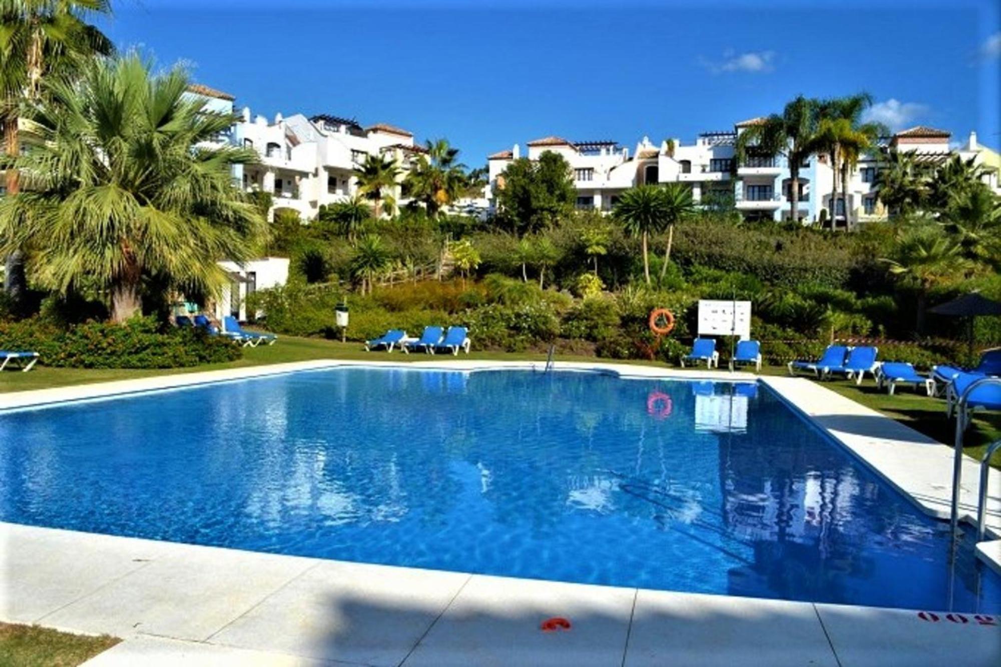 Superior 3Br Golfla Apartment Minutes From Puerto Banus & Marbella Malaga Exterior photo