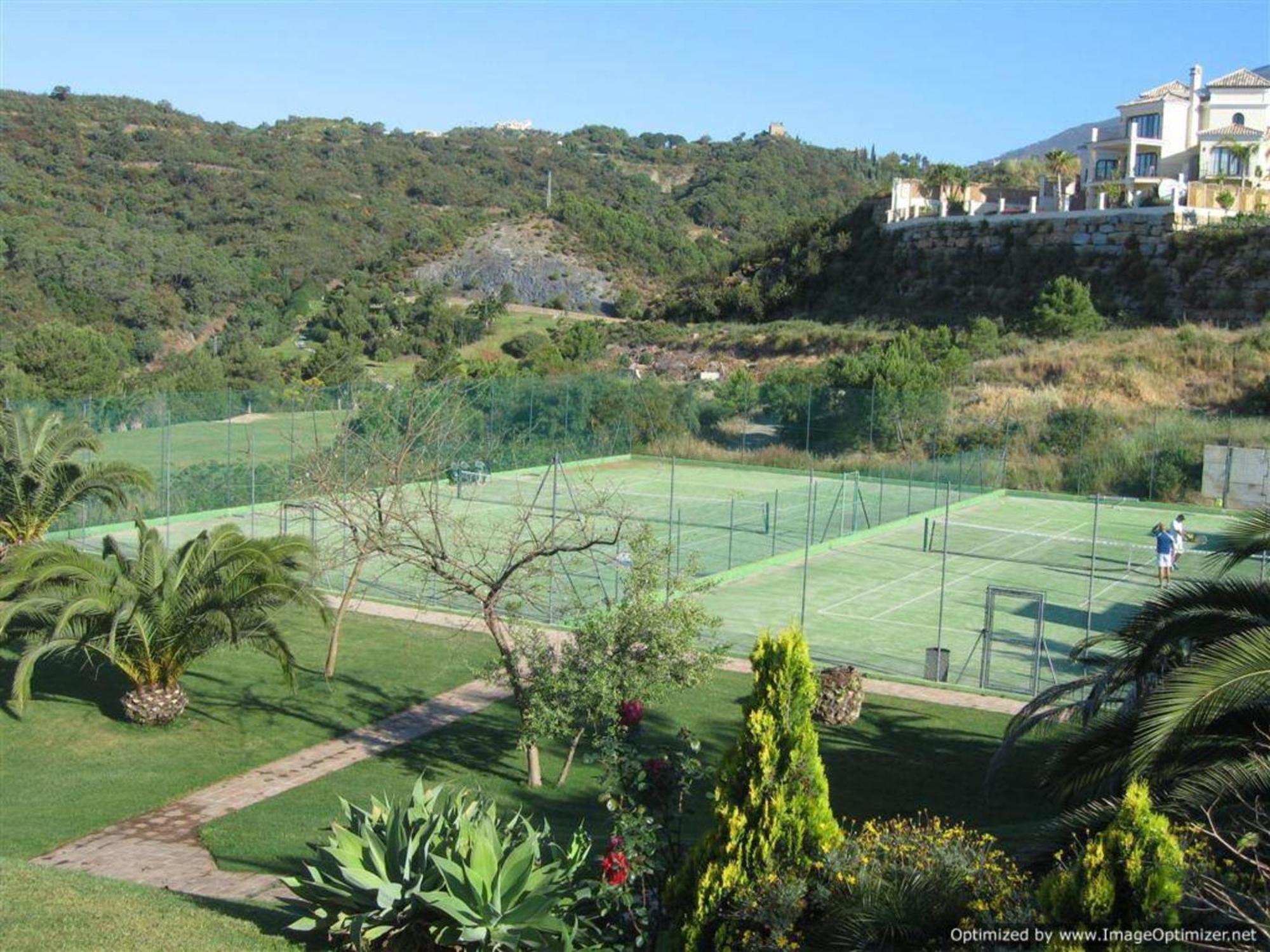 Superior 3Br Golfla Apartment Minutes From Puerto Banus & Marbella Malaga Exterior photo